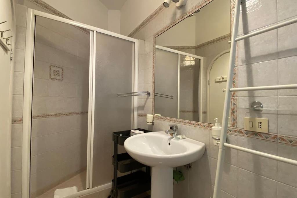 Vicolo Del Bologna Apartment Rome Luaran gambar